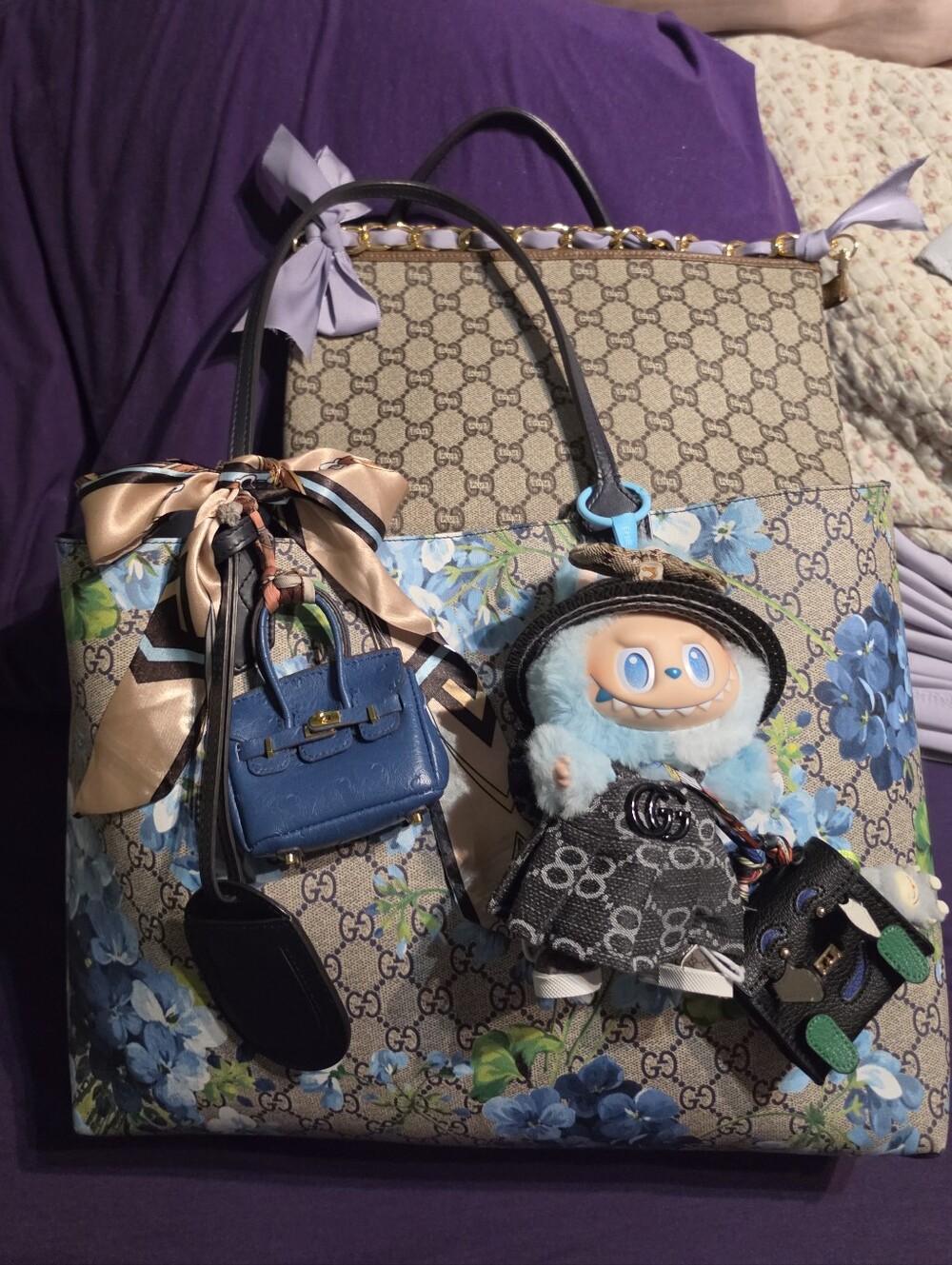 GUCCI RARE FLORAL TOTE and accessories